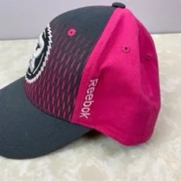 Ottawa Redblacks Pink Gray CFL Authentic Sideline Hat S/M - Picture 5 of 5